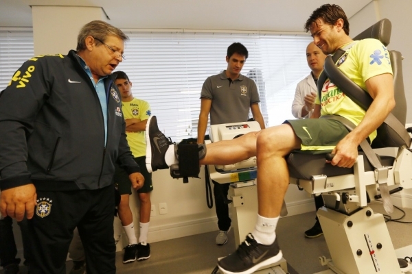 http://midias.gazetaonline.com.br/_midias/jpg/2014/05/27/350338351_min_fddbb-1379851.jpg