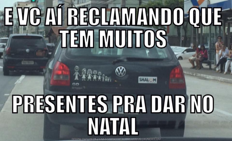 Adesivo com desenho de 9 filhos em carro bomba na web e família vira meme Eu Aqui Gazeta Online Artesanato Com Madeira Passo A Passo ~ Adesivo com desenho de 9 filhos em carro bomba na web e família vira meme Eu Aqui Gazeta Online