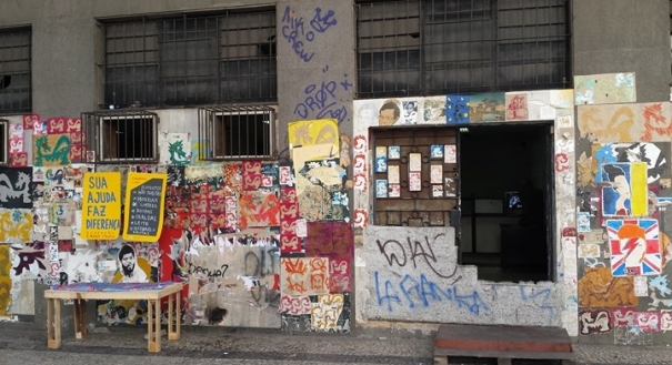 Edifício Presidente Vargas, antigo IAPI, ocupado por moradores de Vitória