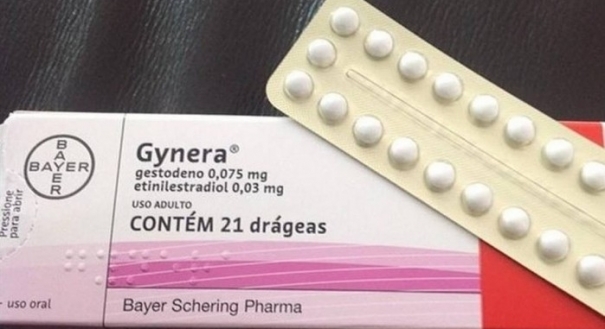 O Gynera A� um comprimido de uso oral composto pelos hormA?nios estrogA?nio (etinilestradiol) e progestA?geno (gestodeno)