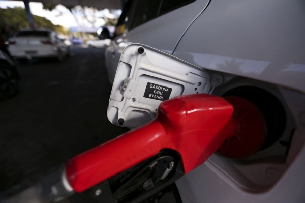 Litro da gasolina vai ter reajuste de mais de 3% a partir desta terça
