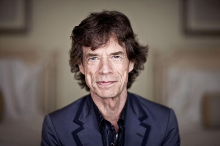Resultado de imagem para Mick Jagger se recupera muito bem após cirurgia