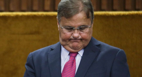 A PF elencou novas provas e situações que complicaram a situação de Geddel: as digitais do ex-ministro colhidas no apartamento onde houve a busca estavam impressas no próprio dinheiro e material que acondicionava as notas