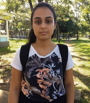 A estudante Alana Siquara, 22, não gosta de andar  na Ufes sozinha e pegar ônibus sem companhia. "As pessoas só tomam atitude quando acontece alguma coisa. Um tempo atrás um cara mostrou o órgão sexual e fiquei sem reação."