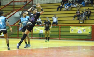 O time feminino do Castro Alves