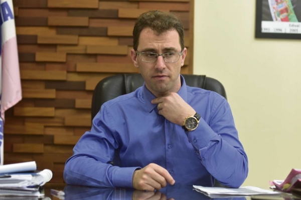 FabrA�cio Petri tambA�m foi alvo de um golpe no WhatsApp
