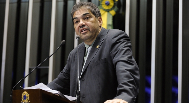 Senador Hélio José
