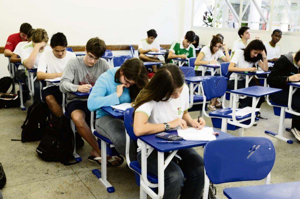 Ifes Abre 27 Vagas Para Professor Substituto Concursos E Empregos Gazeta Online