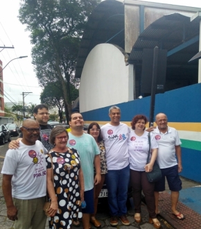André Moreira (PSOL), candidato ao governo no ES votou em Jardim Camburi, Vitória, na manhã deste domingo (7)