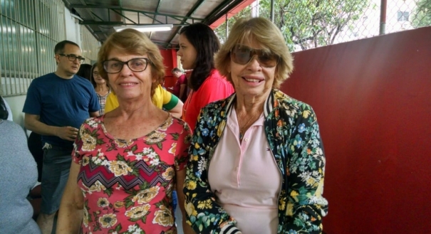 Rosalba Real e Áurea Real são irmãs, têm mais de 70 anos e não abrem mão do seu voto. 