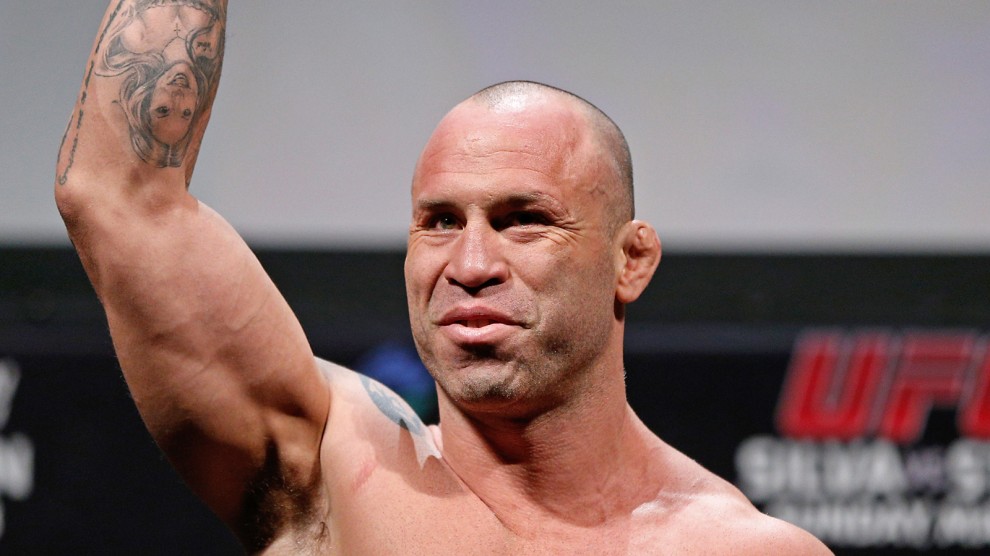 Lutador de MMA, Wanderlei Silva convoca para ato contra vândalos em Curitiba Lutador de MMA, Wanderlei Silva convoca para ato contra vândalos em Curitiba
