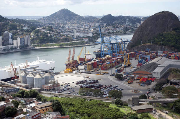 Terminal de Vila Velha: investir em portos no Estado é necessário para escoar produtos com eficiência  