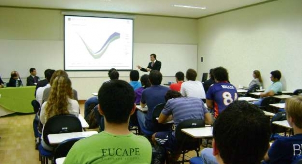 Aula de pós-graduação na Fucape: faculdade está entre as 10 melhores do país