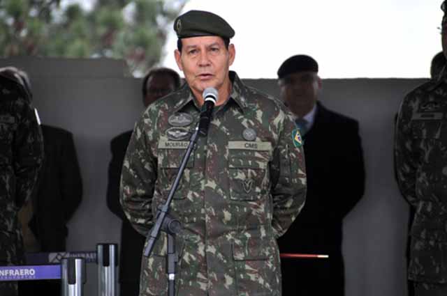 Hamilton Martins Mourão, general do Exército Brasileiro e vice-presidente na chapa de Jair Bolsonaro (PSL). Crédito: Comando Militar do Sul | Exército Brasileiro