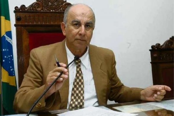 Valci Ferreira no Tribunal de Contas ainda em 2007, antes de ser afastado  