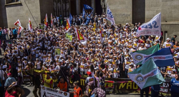 Protestos contra a reforma, como o de São Paulo, aconteceram por todo o país