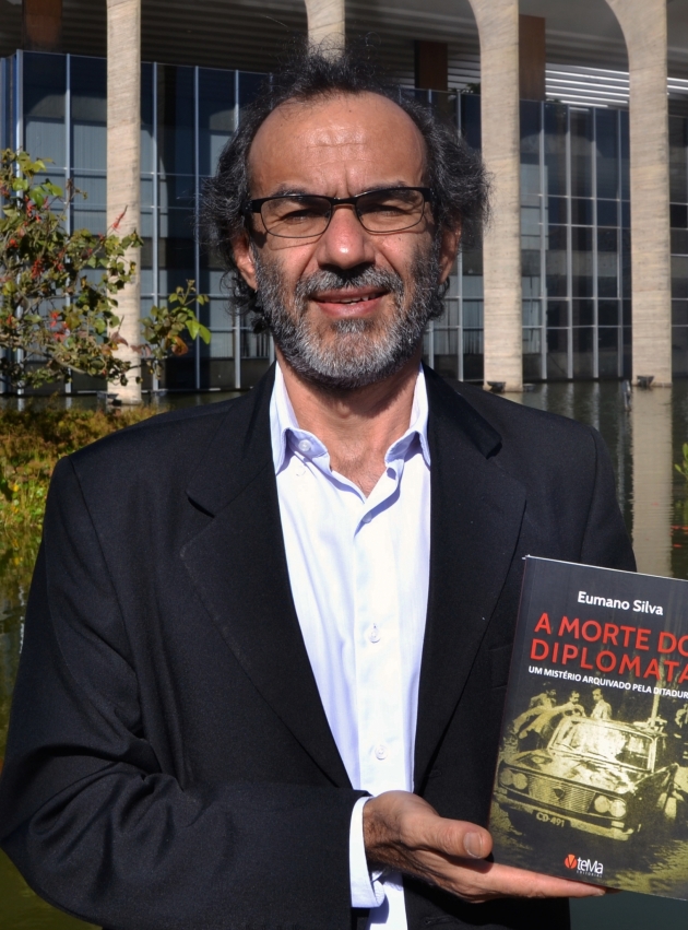 Eumano Silva, autor do livro "A morte do diplomata: um mistério arquivado pela ditadura". Jornalista vasculhou arquivos oficiais secretos e revela o aparato de perseguição a exilados 