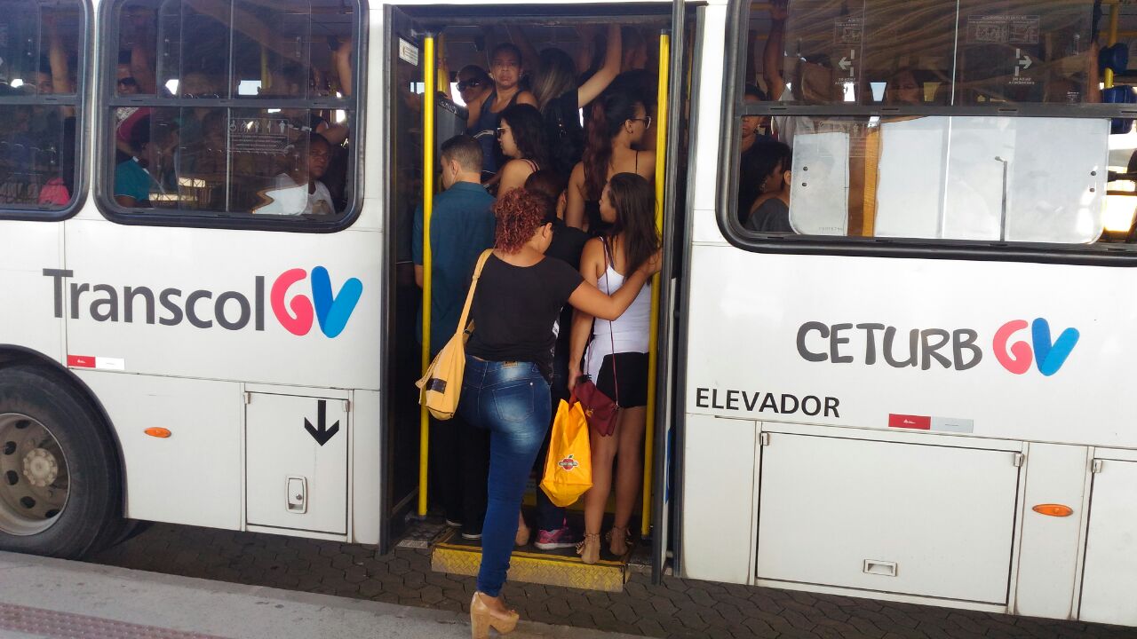 Terminal de Itaparica em Vila Velha nesta quarta-feira (27). Crédito: Kaique Dias