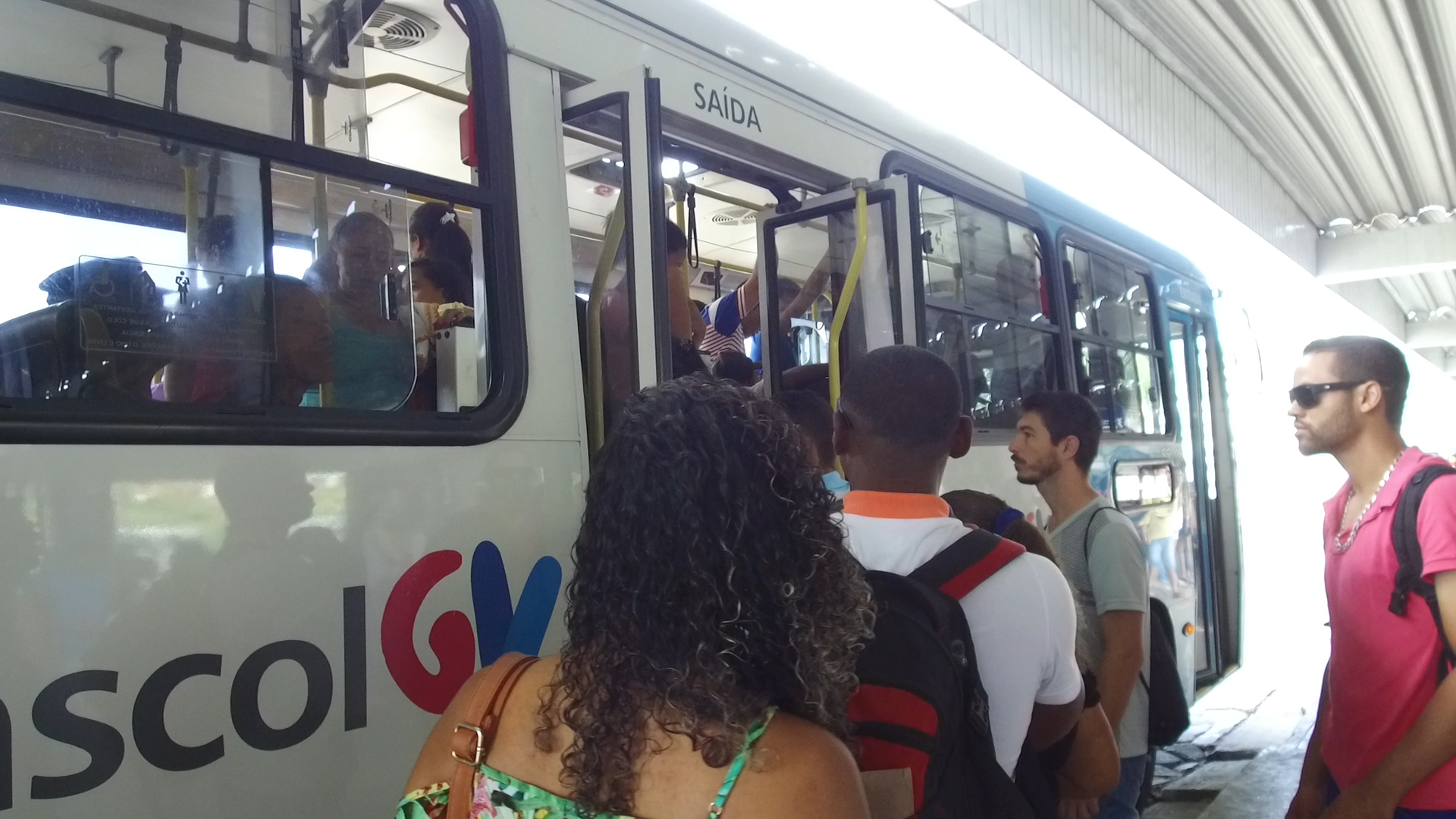 Viagem na linha 591 que faz a o trajeto entre o terminal de Campo Grande em Cariacica a Serra Sede durante a greve dos rodoviários . Crédito: Sullivan Silva