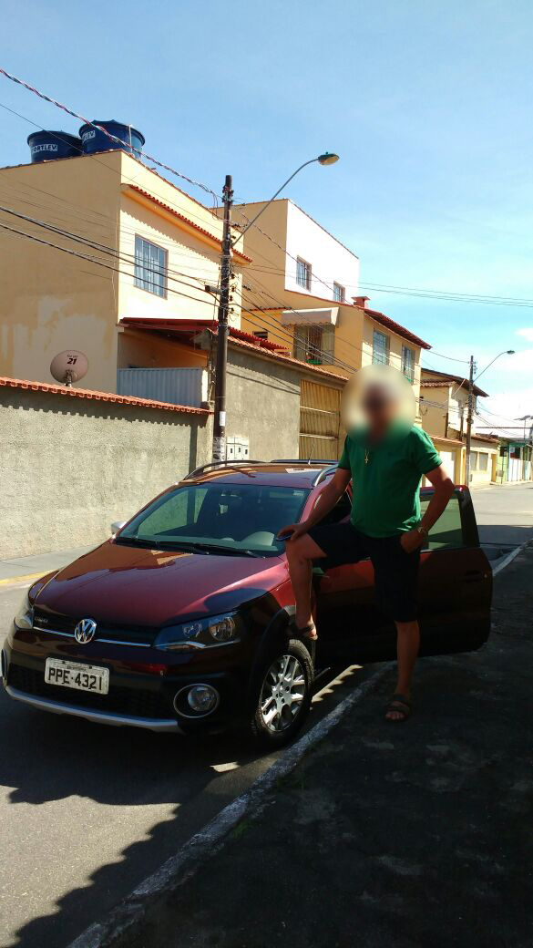 Picape foi roubada no bairro São Francisco, em Cariacica 