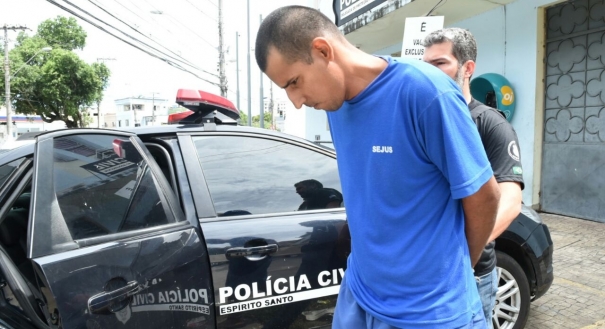 Tiago Oliveira Pereira, de 30 anos, foi preso no momento que registrou um boletim de ocorrência de roubo de celular