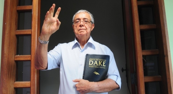 Claudio Guerra: agora pastor, o ex-delegado do Dops assumiu a morte de dezenas de pessoas contrárias à ditadura militar