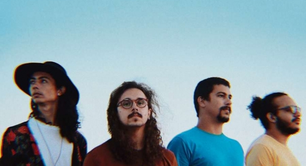 Cainã e a Vizinhança do Espelho