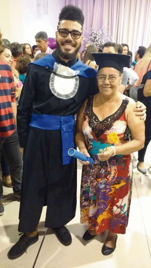 Epaminondas Paulino e a mãe Maria da Conceição. Crédito: Arquivo Pessoal