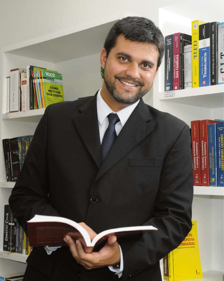 Caio Kuster - Advogado de Direito Empresarial e Trabalhista. Crédito: Carlos Alberto Silva