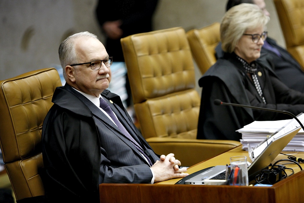 O ministro Edson Fachin, relator do caso, afirmou que uma análise mais minuciosa da acusação apontou lacunas no que diz respeito a elementos de corroboração do que delatou Paulo Roberto Costa, ex-diretor da Petrobras. Crédito: Felipe Sampaio / SCO / STF