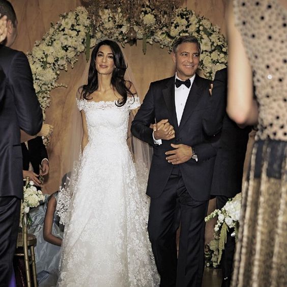 Conheça algumas das celebridades que usaram os vestidos de noivas mais caros da historia . Crédito: Pinterest