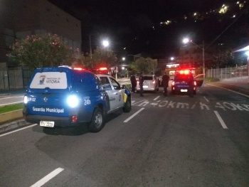 Um Fox, com restrição de furto ou roubo, foi o 29º veículo recuperado com o auxílio do Cerco Inteligente de Segurança da Prefeitura de Vitória. Crédito: Guarda Municipal de Vitória/Divulgação