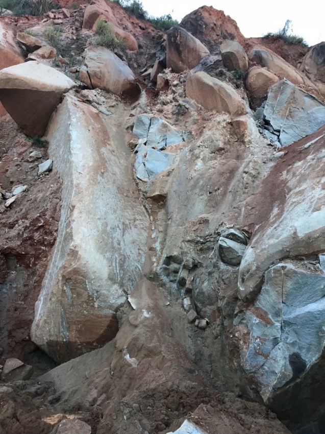 Trabalhador foi atingido por pedras no interior de Muqui. Crédito: Sindimármore