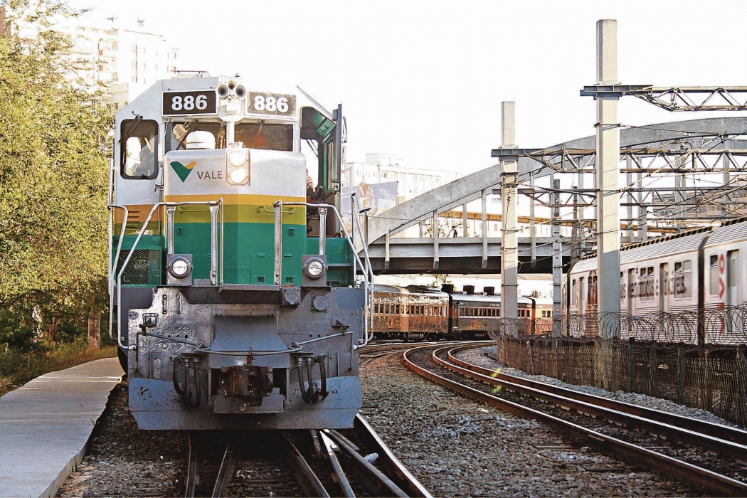 Trem da Vitória-Minas: Vale pleiteia renovação antecipada de concessão da ferrovia. Crédito: Agência Vale/divulgação