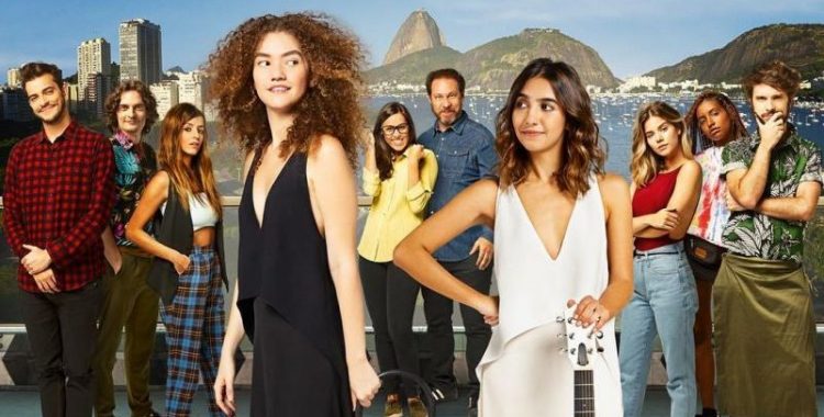 Ana e Vitória. Crédito: Galeria Distribuidora