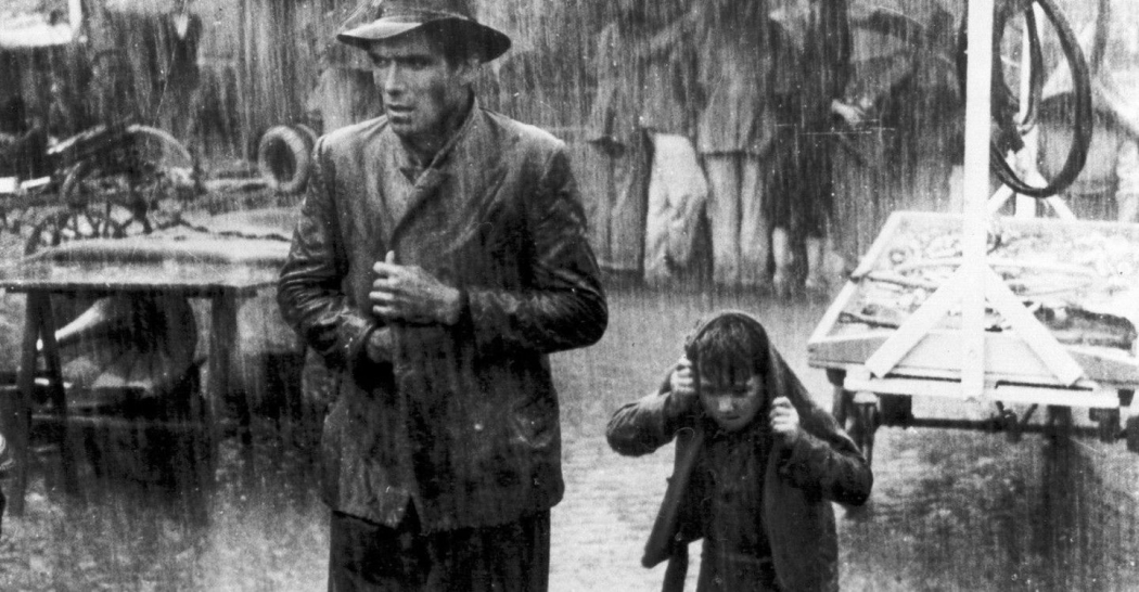 Ladrões de Bicicleta. Crédito: Vittorio De Sica e Giuseppe Amato
