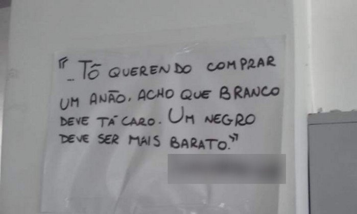 Alunos também foram acusados de terem enviado mensagens racistas . Crédito: Twitter/Reprodução