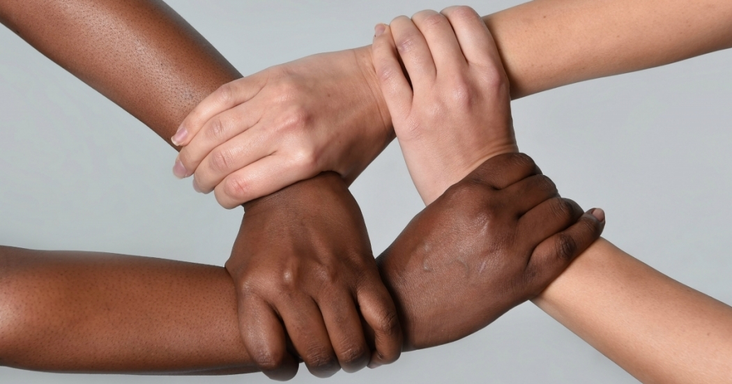 O projeto que cria o "SOS Racismo" está com o prefeito Max Filho, que pode sancioná-lo ou vetá-lo. Crédito: Divulgação