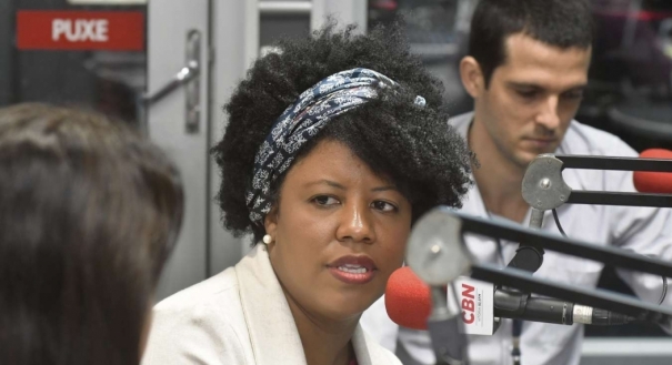 Jackie Rocha Candidatos ao governo vão passar o dia em gravações e reuniões | A Gazeta