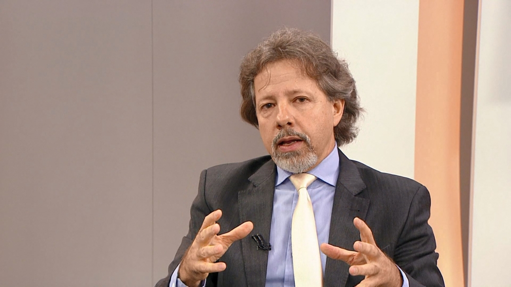 Aridelmo Teixeira é candidato ao governo do Estado pelo PTB. Crédito: TV Gazeta