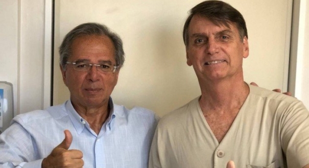 Jair Bolsonaro com Paulo Guedes, seu ministro da Economia