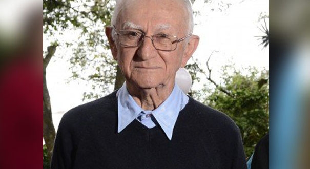 Dom Silvestre, arcebispo emérito da Arquidiocese de Vitória entre 1984 e 2004