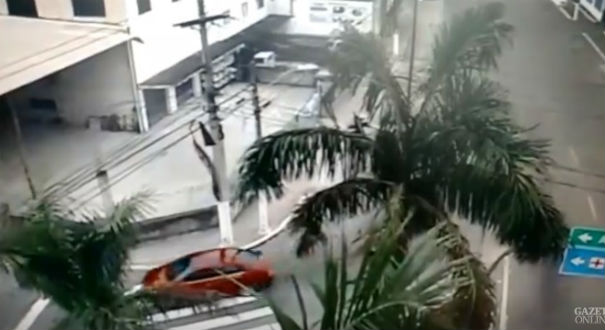 Motoristas cometendo infrações em Vila Velha. Crédito: Reprodução