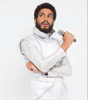 Ícaro é destaque no palco, com performance 