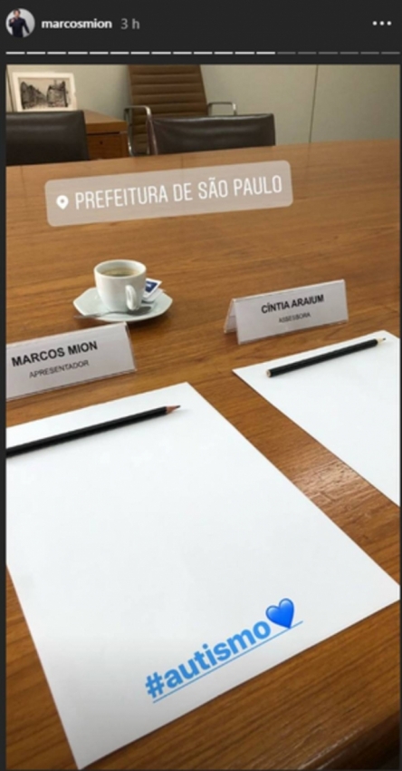 Registro feito pelo apresentador Marcos Mion, durante reunião na Prefeitura de São Paulo . Crédito: Instagram/@marcosmion