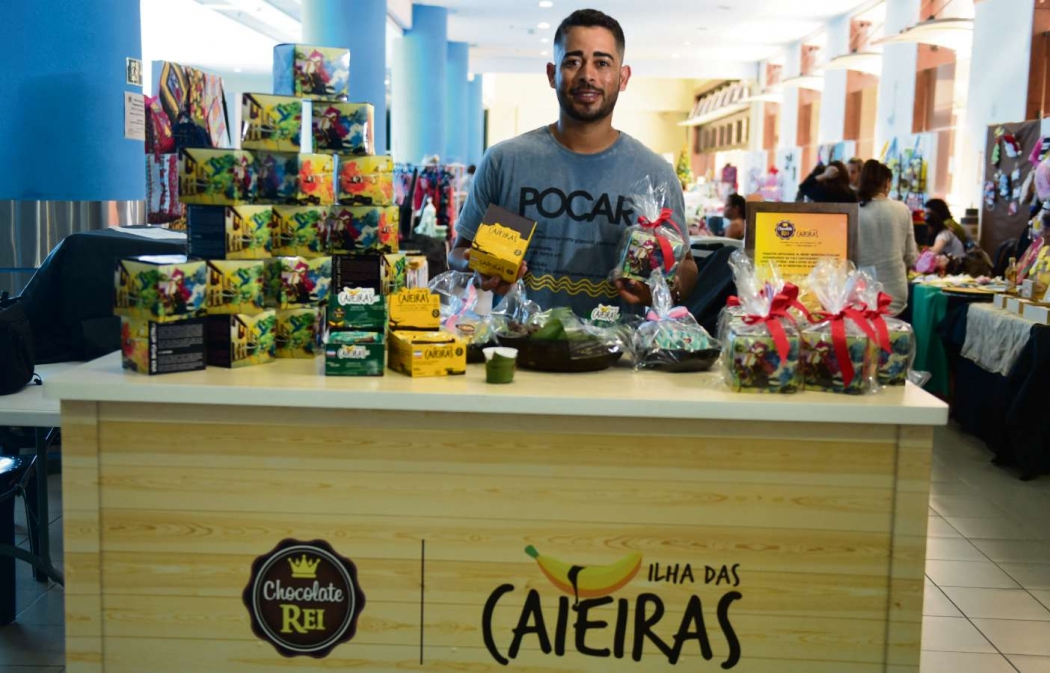 O empresário Hudson Araújo, de 34 anos, espera aumentar no próximo sua produção de bombons de 500 para duas mil caixas por mês