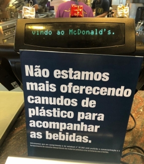 Lei Que Proibe O Uso De Canudos