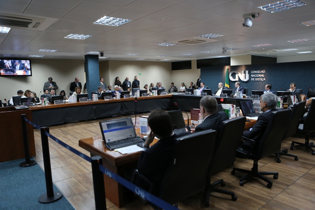 Sessão do Conselho Nacional de Justiça recria o auxílio-moradia para juízes. Crédito: Gil Ferreira/Agência CNJ