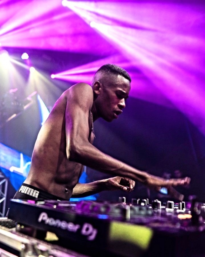 . Crédito: Reprodução/Instagram @djzullu