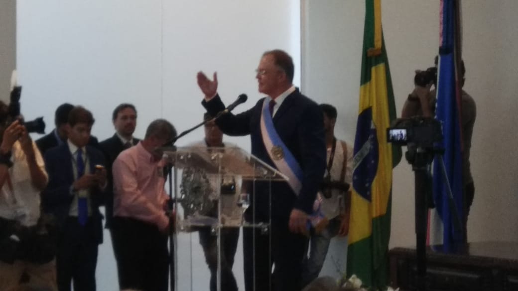 Renato Casagrande durante discurso de posse no Palácio Anchieta. Crédito: Vinícius Valfré